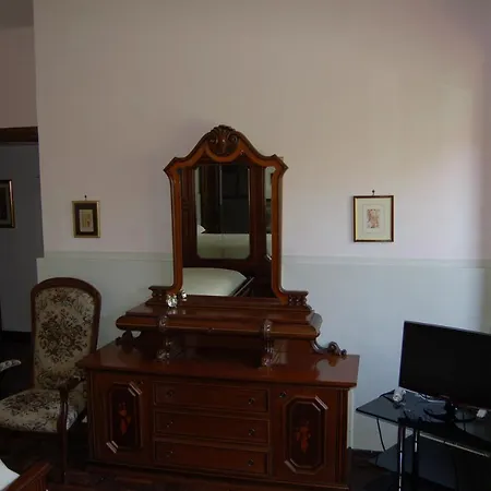 Villa Degli Ulivi *